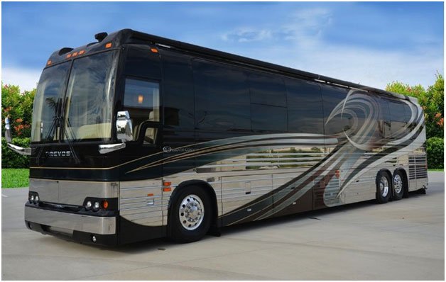Executive style charter bus for touring