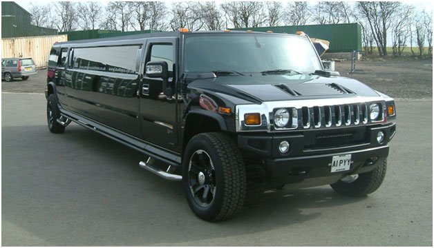 Hummer H2 limousine side view