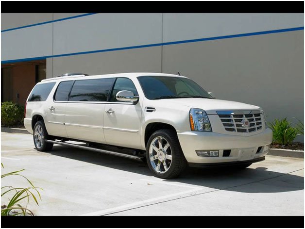 Limousine perimeter seating